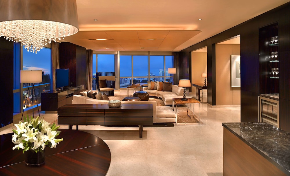 Grand Hyatt Shenzhen 63/75