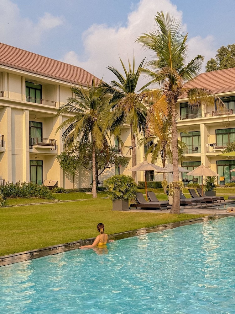 U Sathorn Bangkok Hotel 60/66