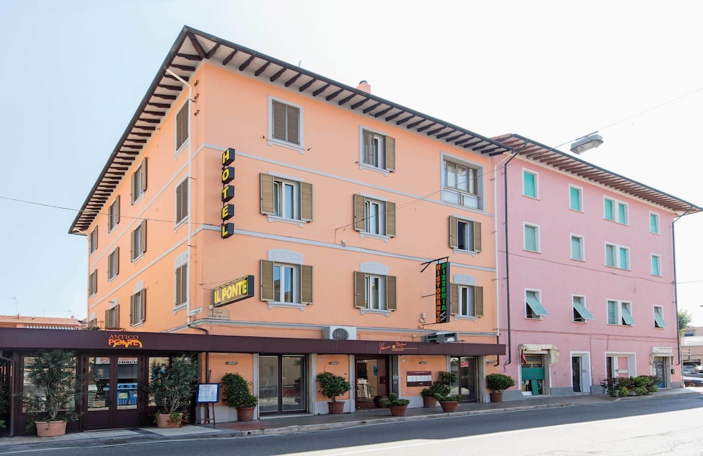 Hotel Il Ponte 1/21