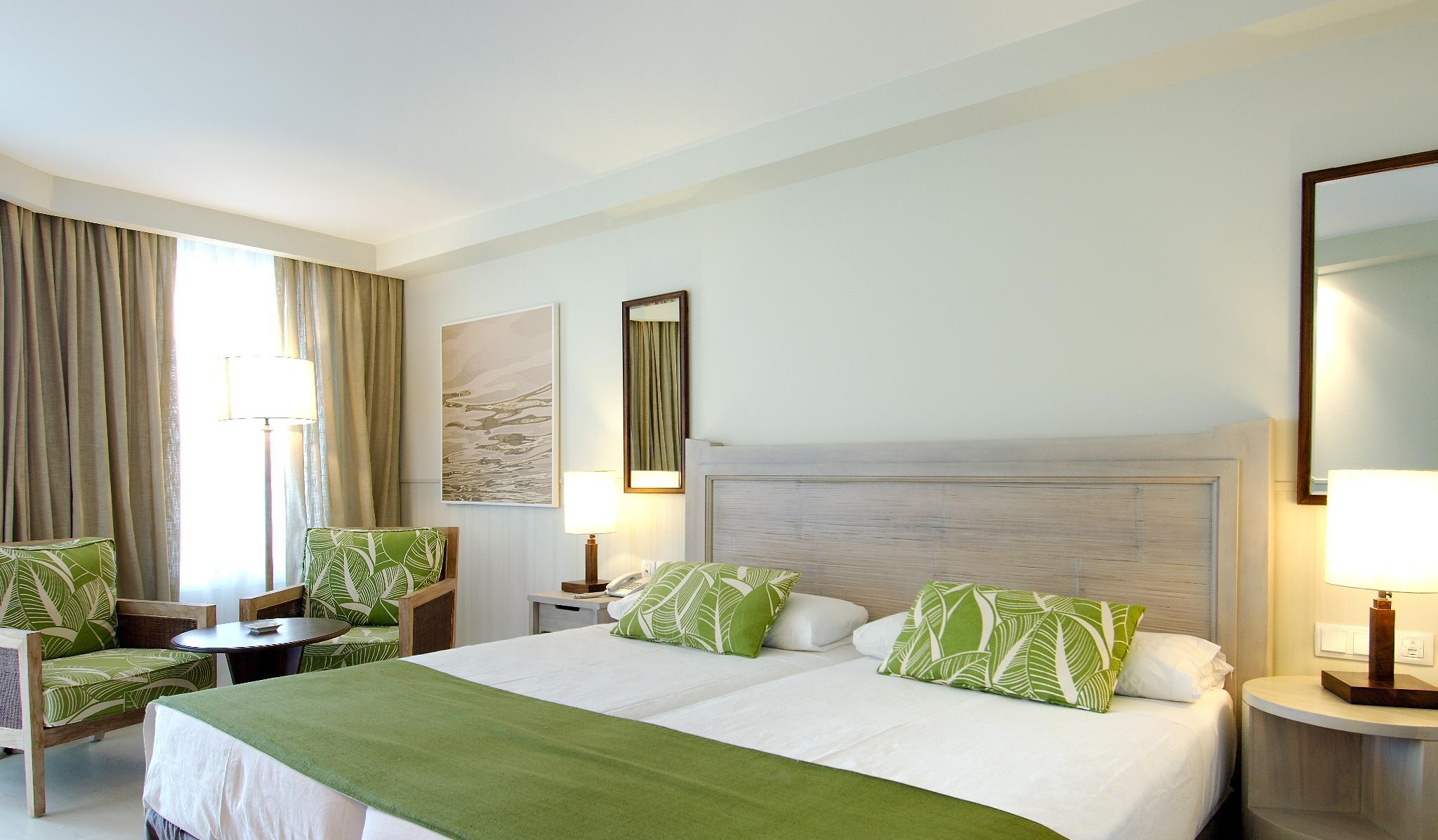 Room, Double Bed