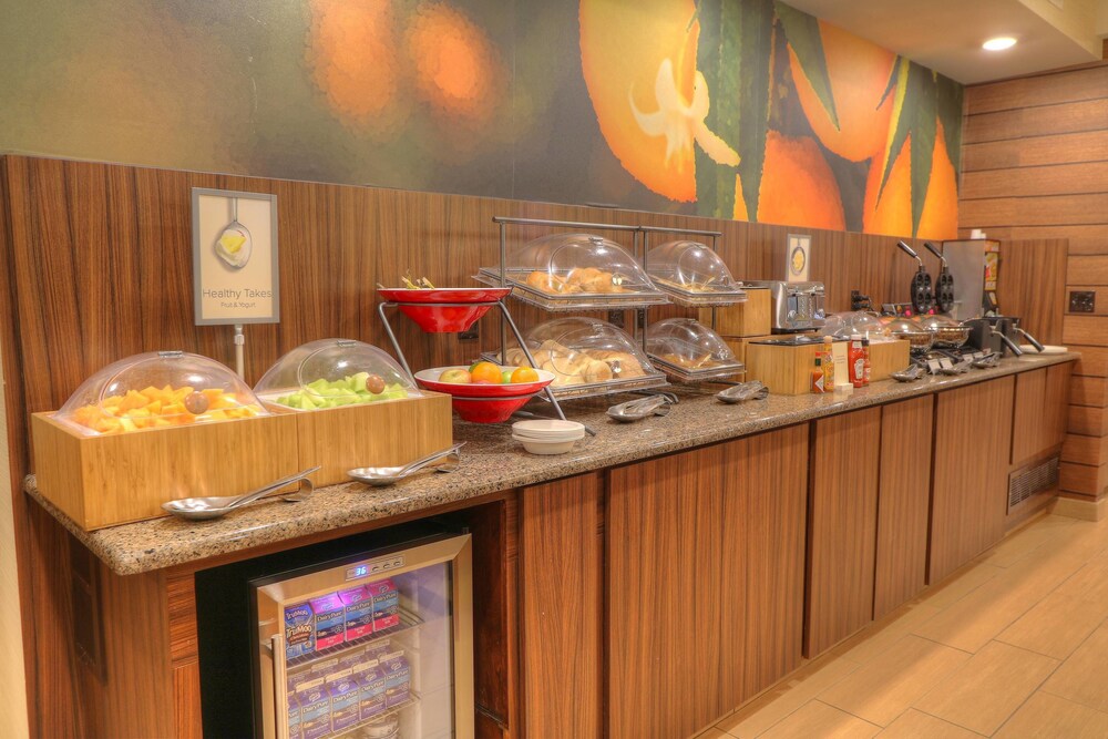 Fairfield By Marriott Mt Pleasant 23/30