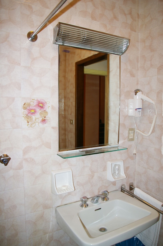 HOTEL SALIERI 29/70