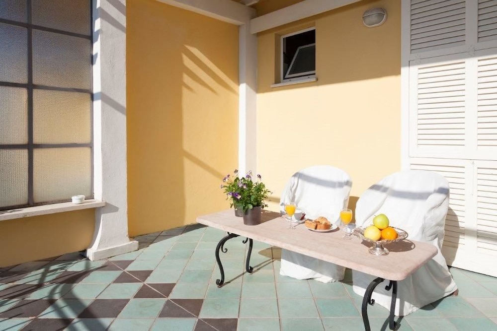 Cacciani Hotel 5/48