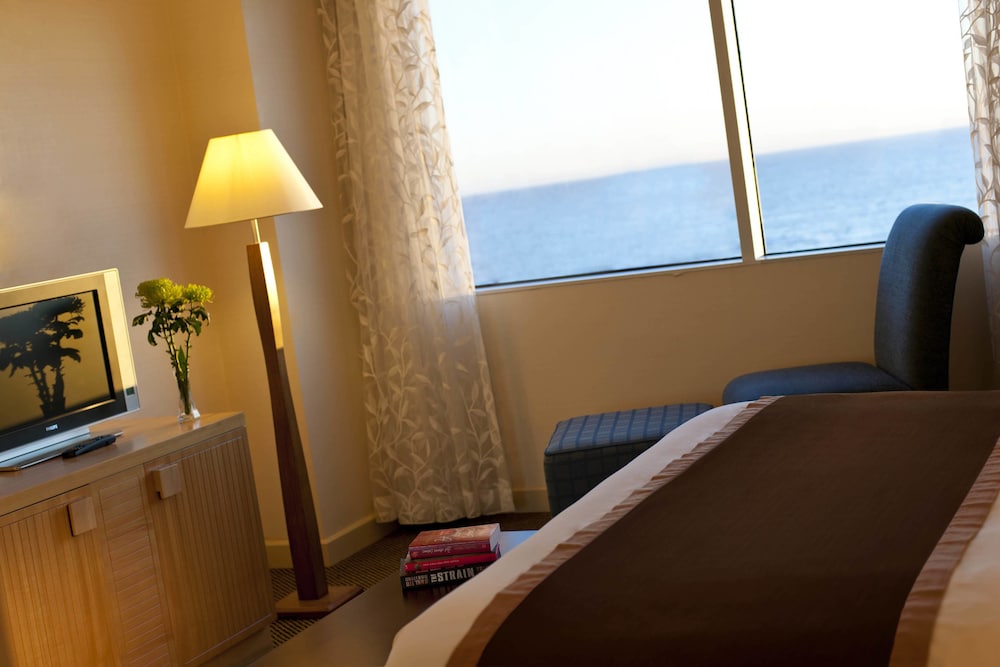 Renaissance Aktau Hotel 48/64