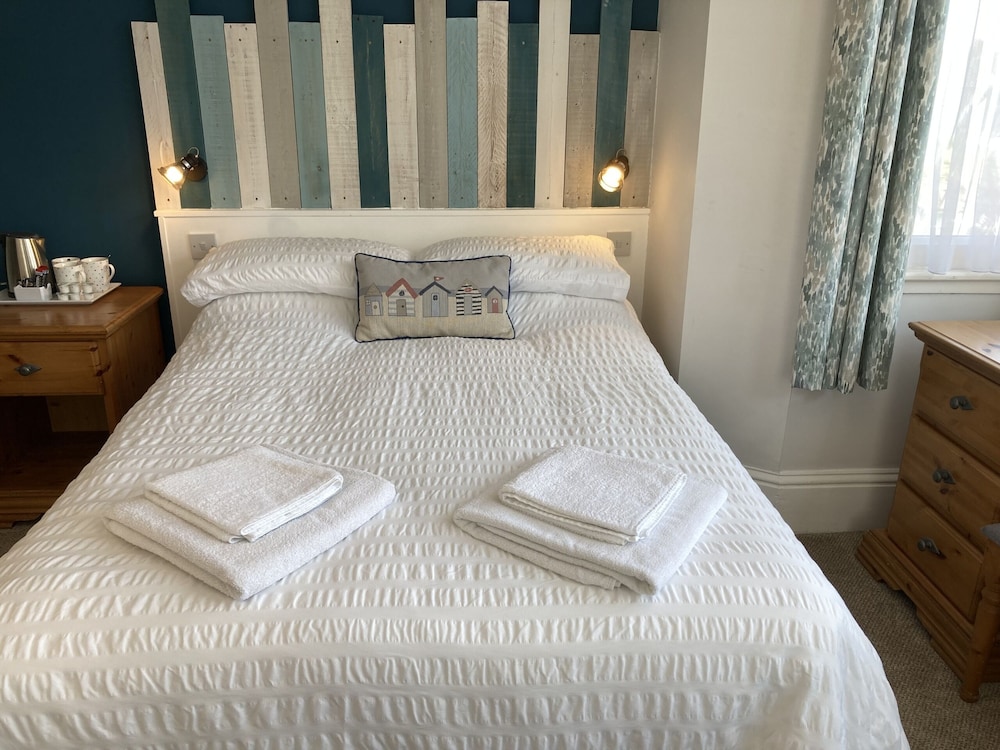 Summer Breeze Guest House - B&B 10/42