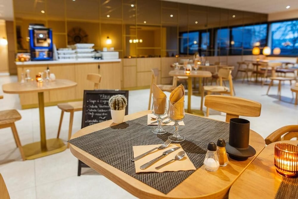 B Hotel Troyes Aeroport 35/50