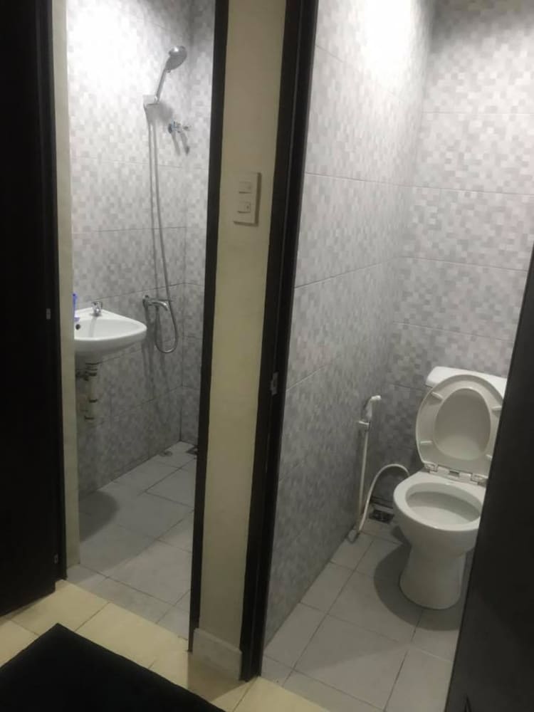 One Terence Residences 46/50