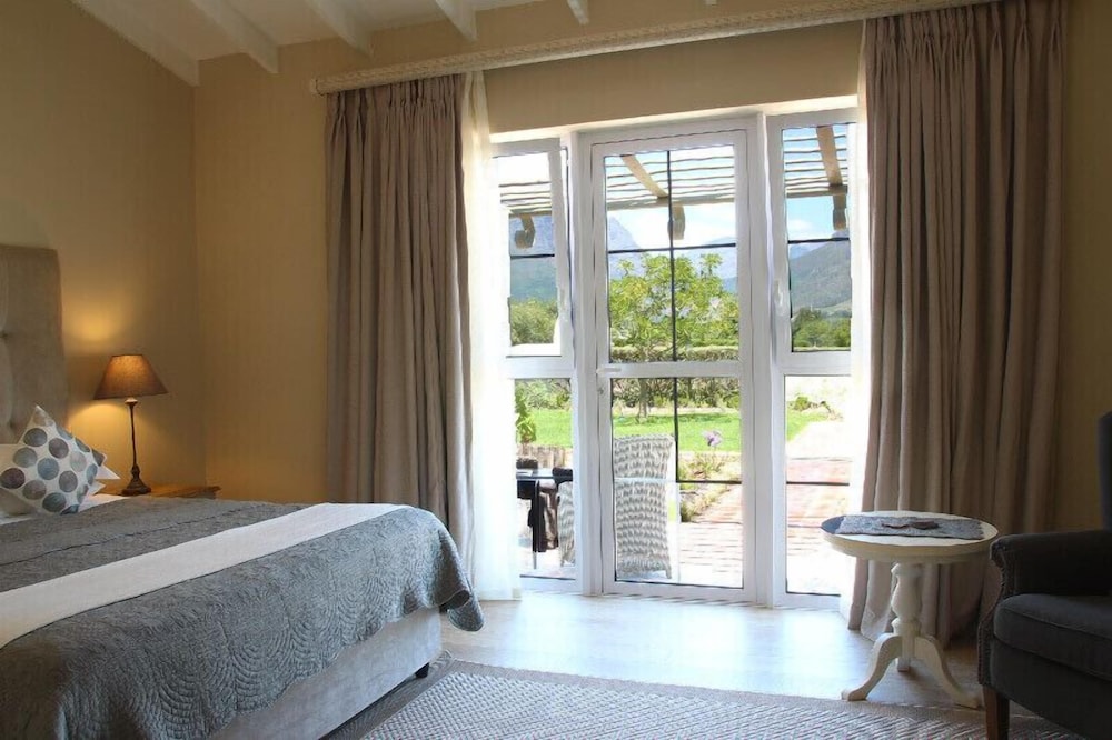 La Cabriere Country House 15/67