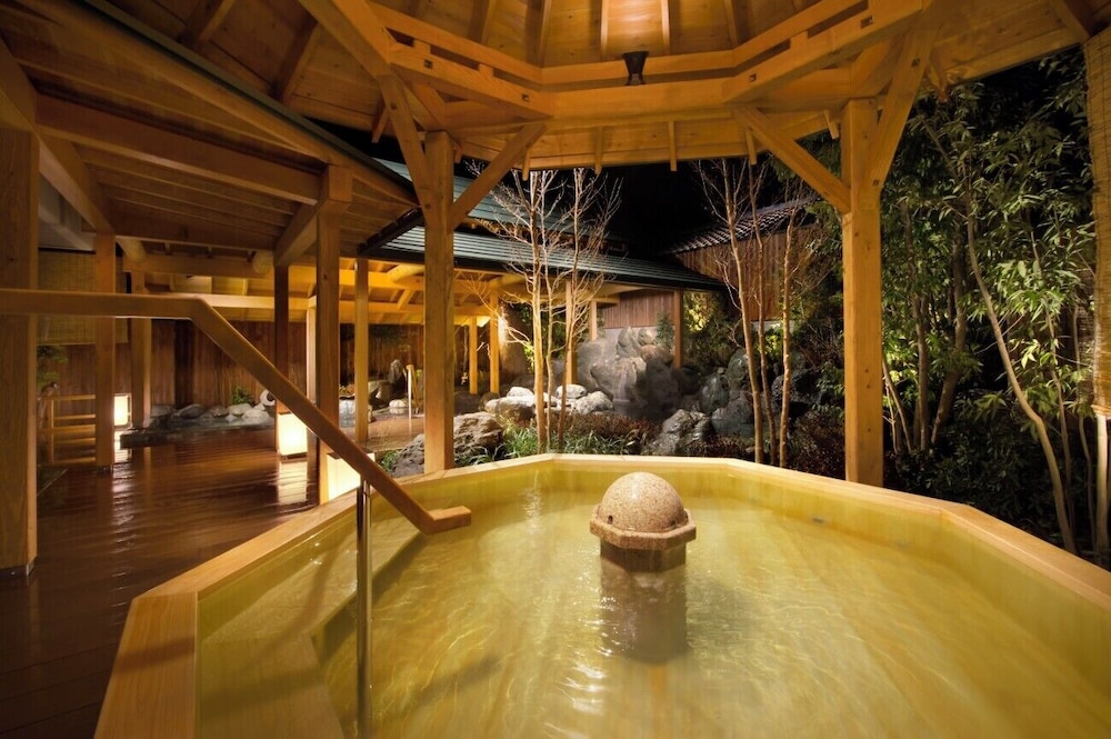 Shimobe Hotel 35/67