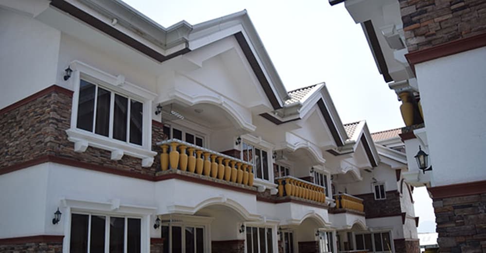 Casablanca Hotel Condominium 2/29