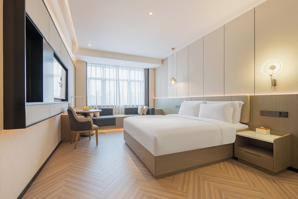 Rezen Longuu Hotel (Guangzhou Baiyun Airport Cultural Tourism City) 10/50