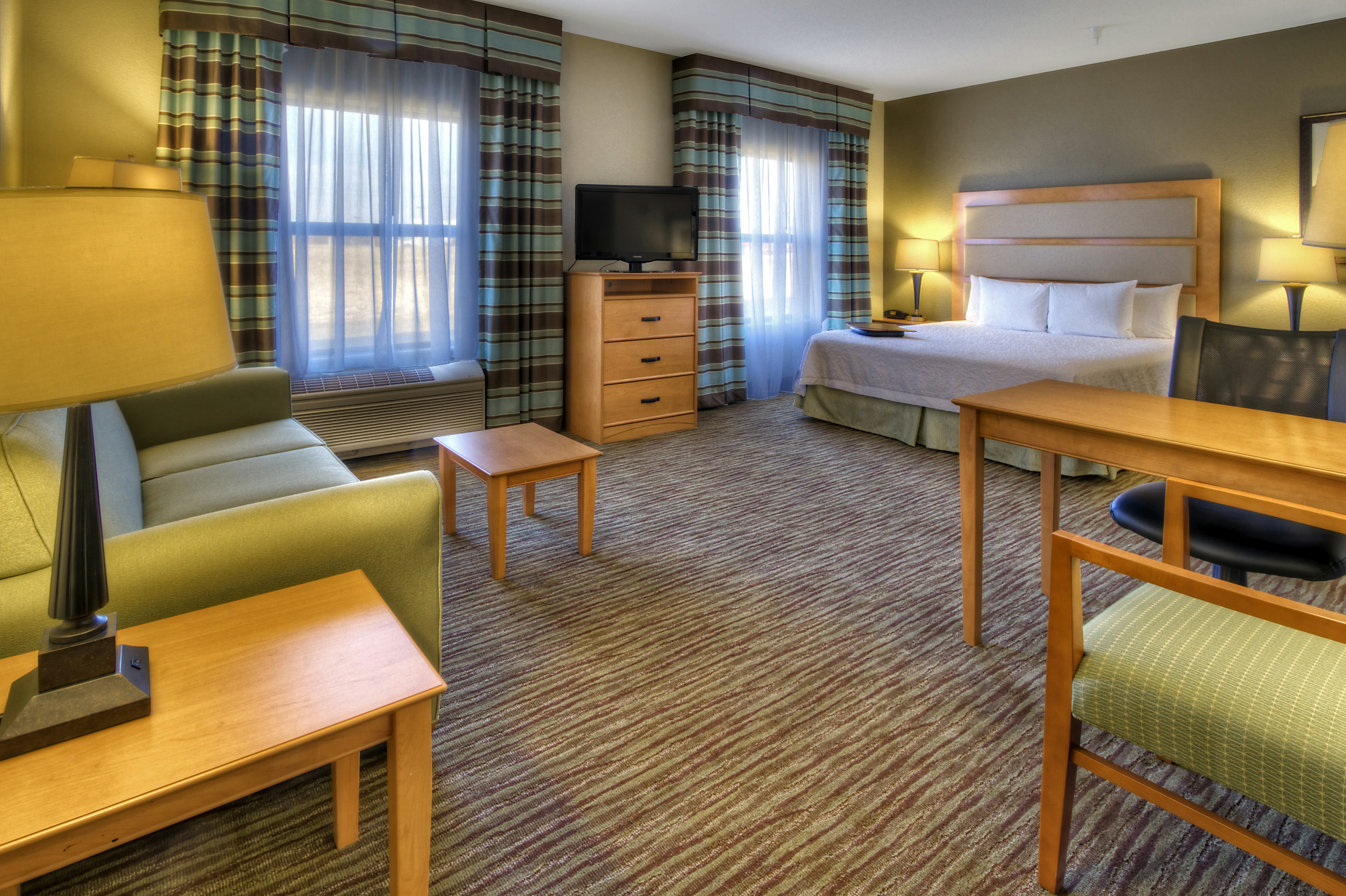 Hampton Inn & Suites Kalamazoo-Oshtemo 27/42