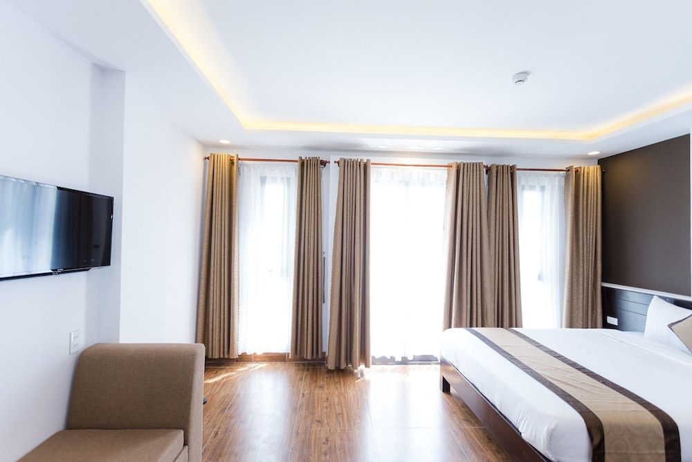 Manchester Hotel & Apartment 36/41