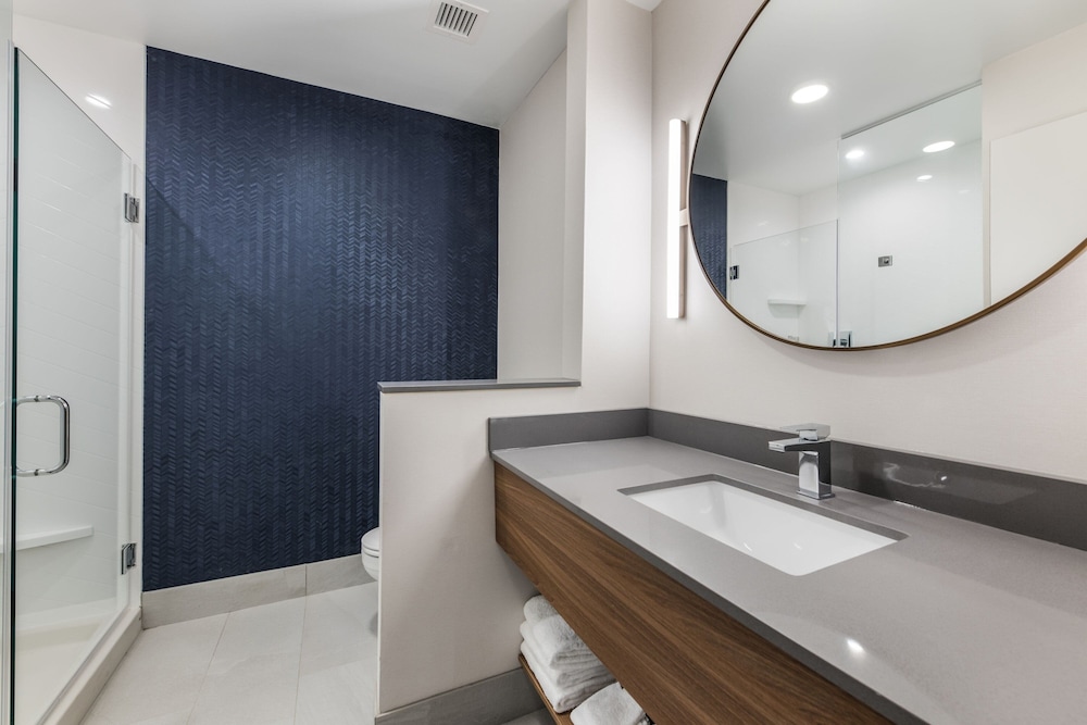 Fairfield Inn & Suites by Marriott Knoxville Clinton 31/33
