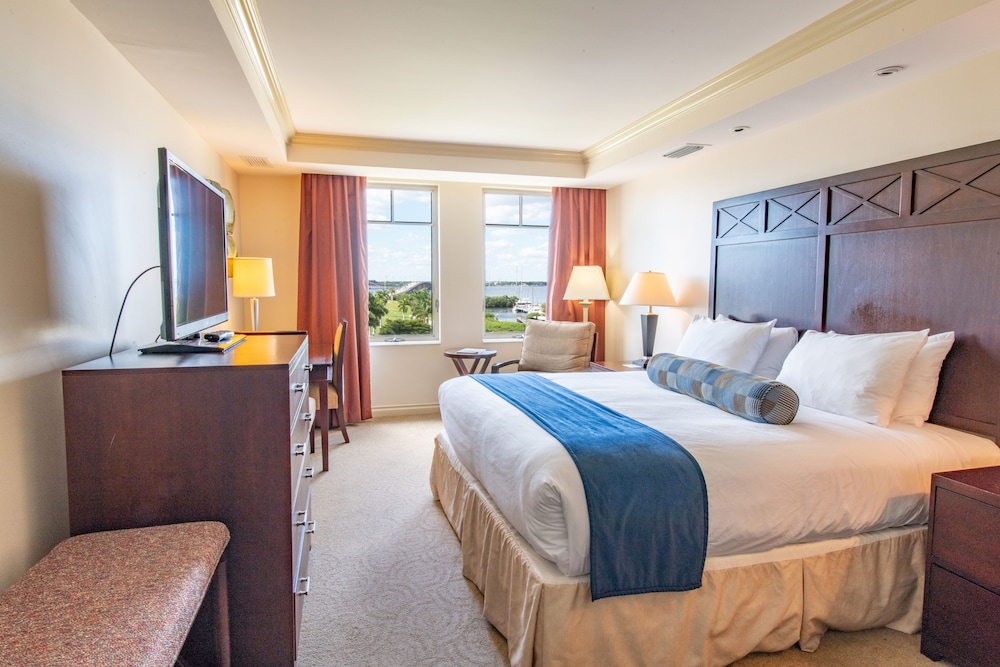 Wyvern Hotel, an Ascend Collection Hotel 10/66