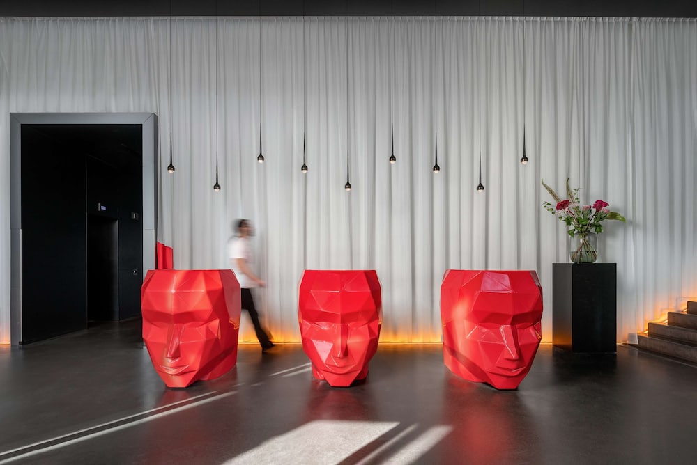 Art Otel Amsterdam 42/71