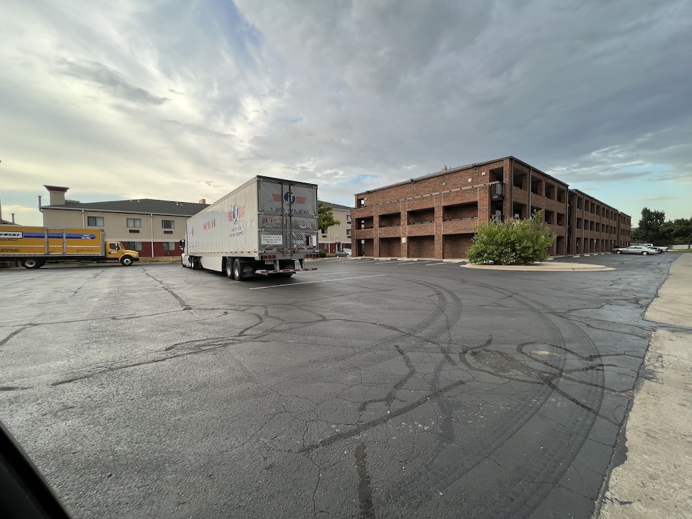 Motel6 Oklahoma City, OK - Fairgrounds West 37/42