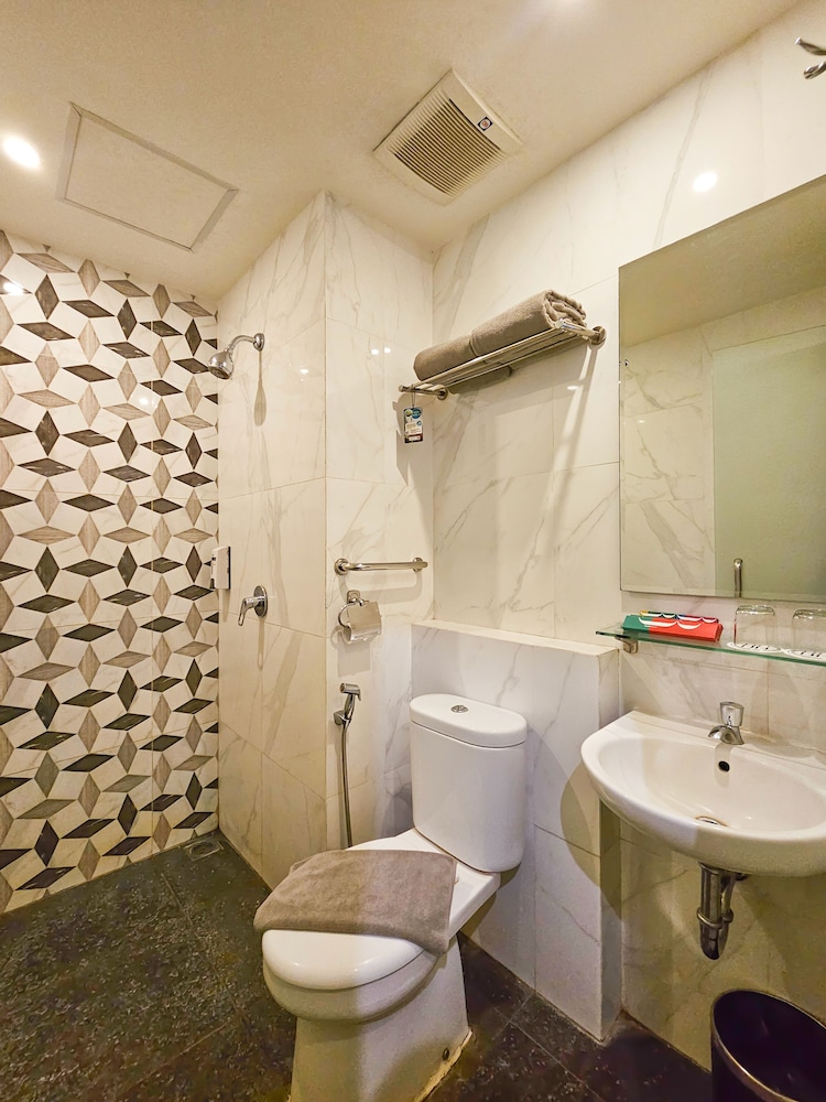 Hotel 88 Kedungsari 60/64