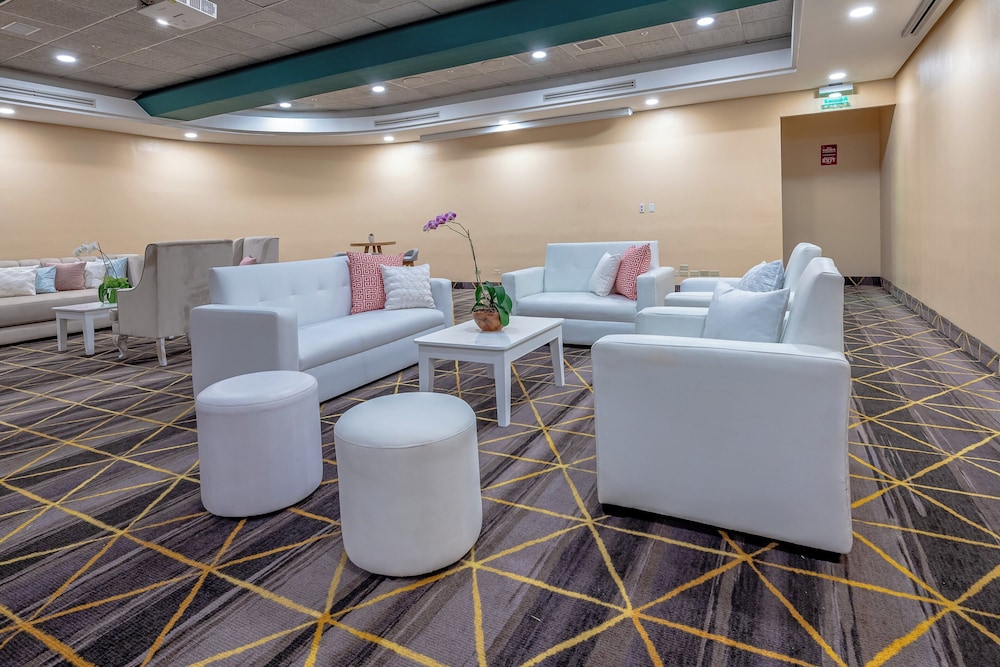 Holiday Inn San Jose La Sabana an IHG Hotel 28/47