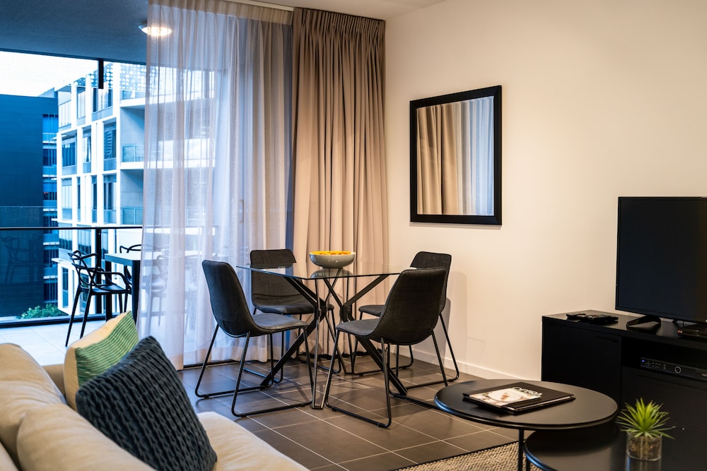 Opera Apartments South Brisbane 39/70