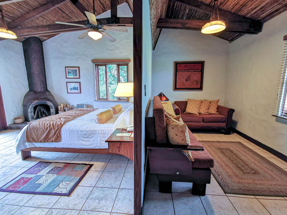 Villa Blanca Cloud Forest Resort and Nature Reserve 24/73