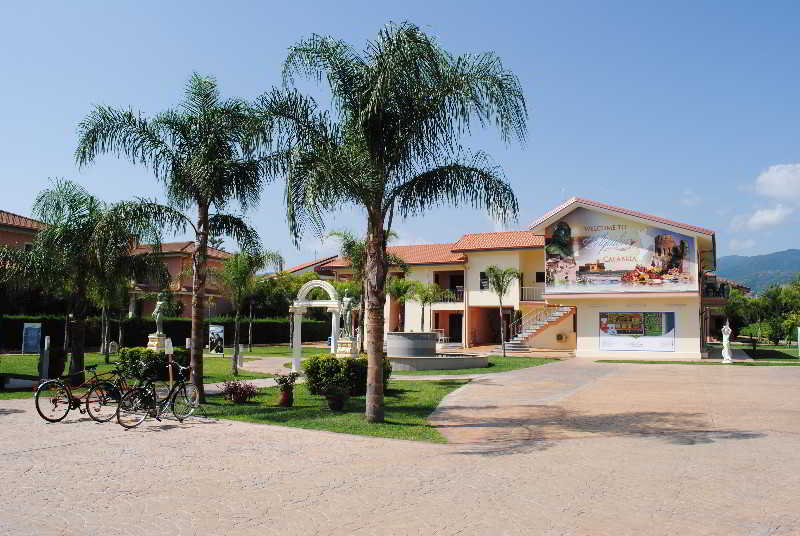 Club Esse Aquilia Beach Village in Badolato