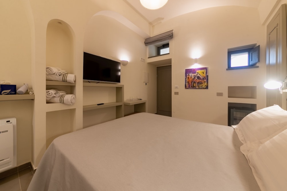 Insula Boutique Hotel 4/31