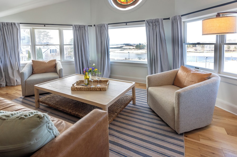 The Breakwater Inn and Spa 25/47