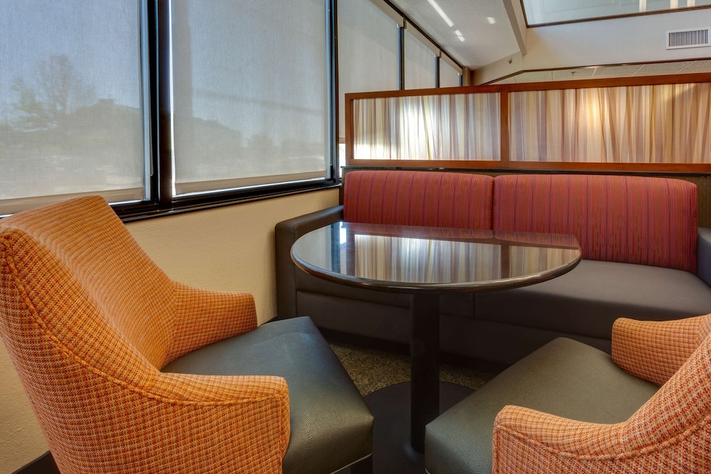 Drury Inn and Suites Memphis Southhaven 26/37