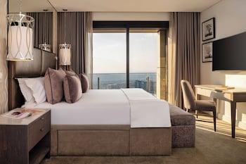 3 Bedrooms, Grand, Apartment