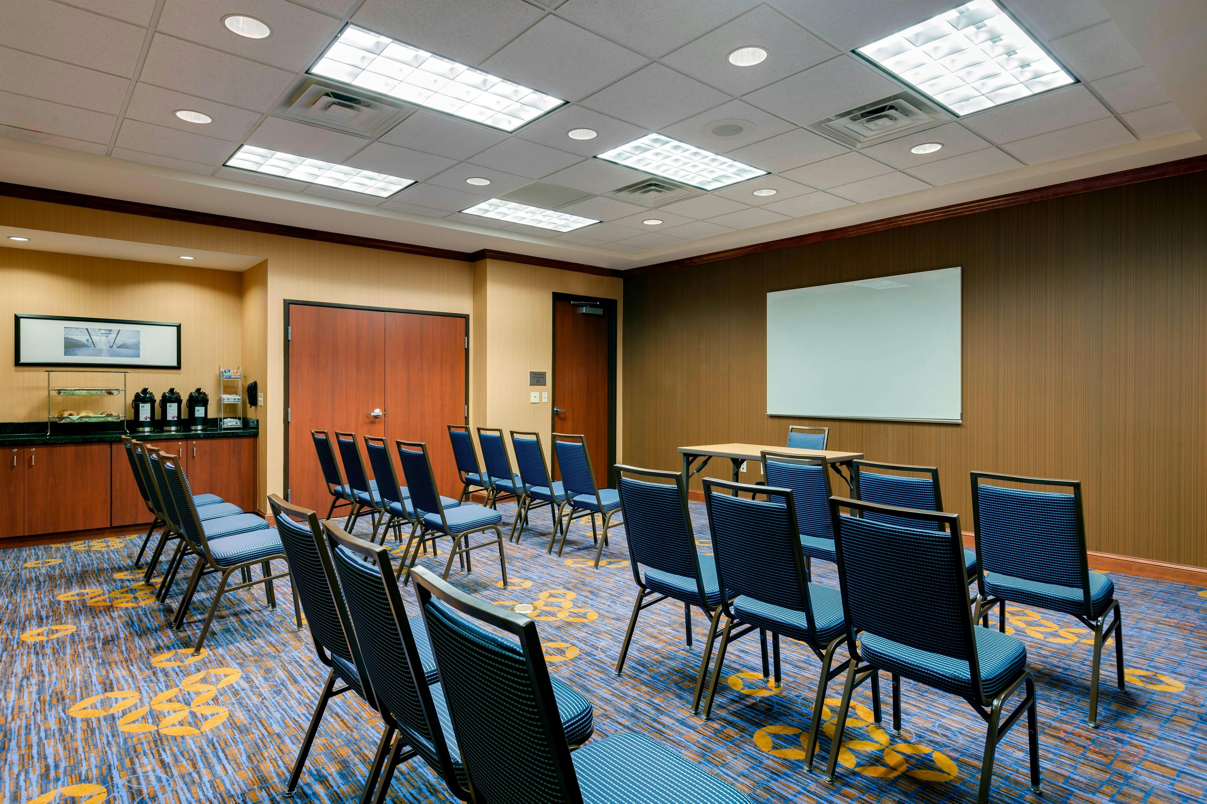 Courtyard by Marriott Chicago Schaumburg/Woodfield Mall 10/14
