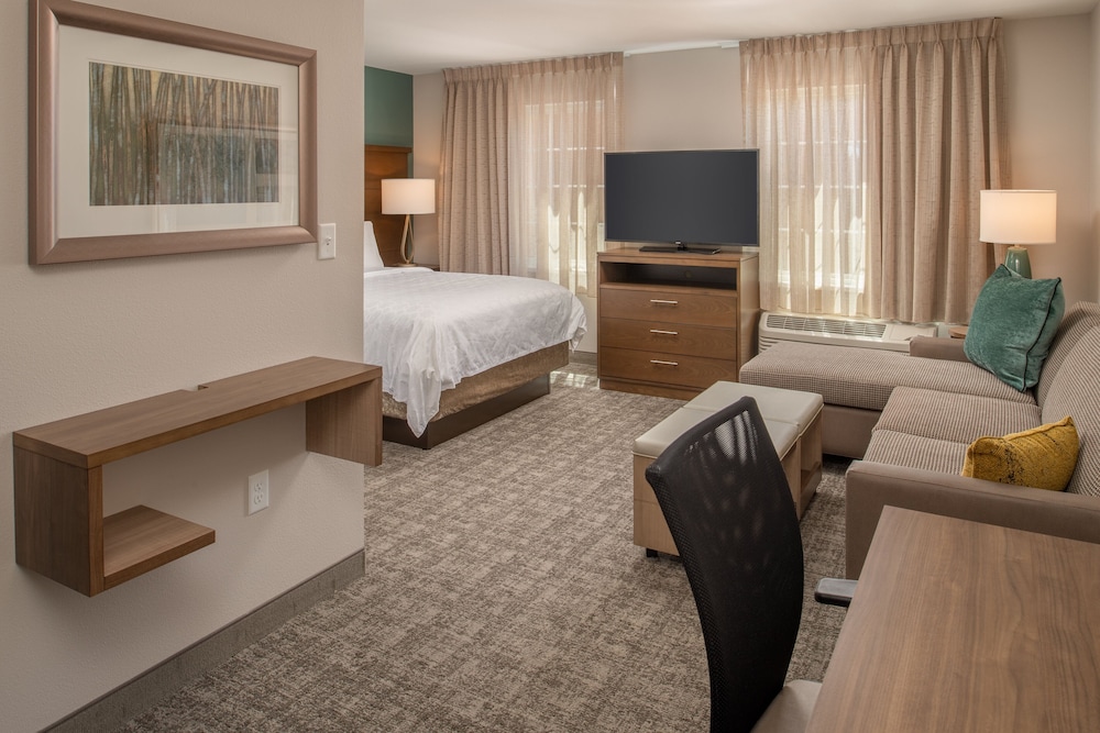 Staybridge Suites Hillsboro North 43/65