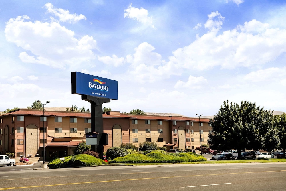 Baymont by Wyndham Yakima Riverfront 1/51