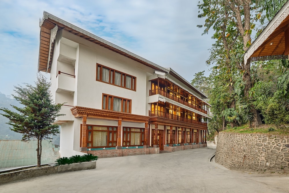 Sterling Gangtok - Orange Village 7/125