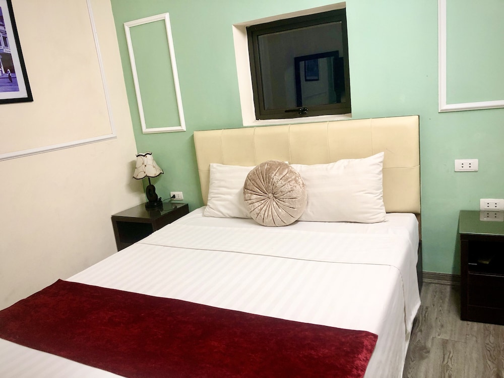 Hanoi Elpis Hotel 10/48