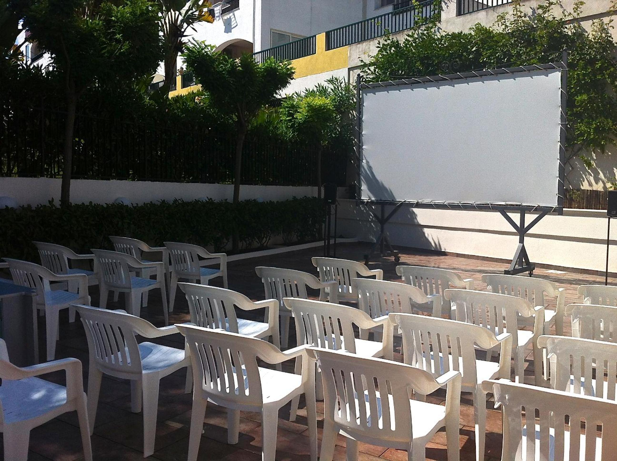 Hotel Yria 12/24