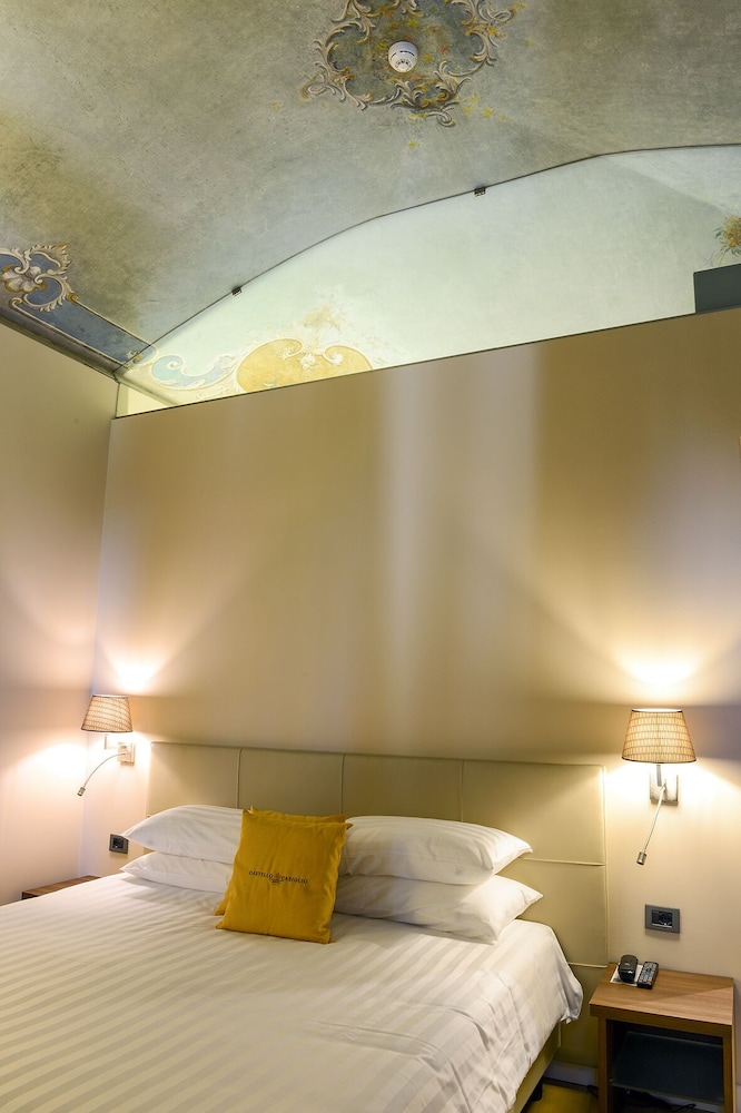 Hotel Castello Di Casiglio 31/79