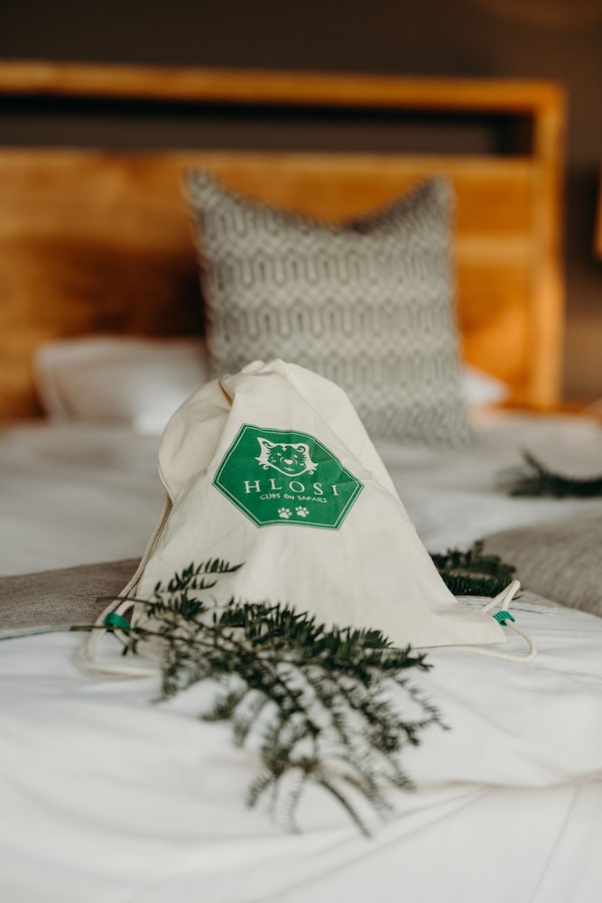 Hlosi Game Lodge 30/73