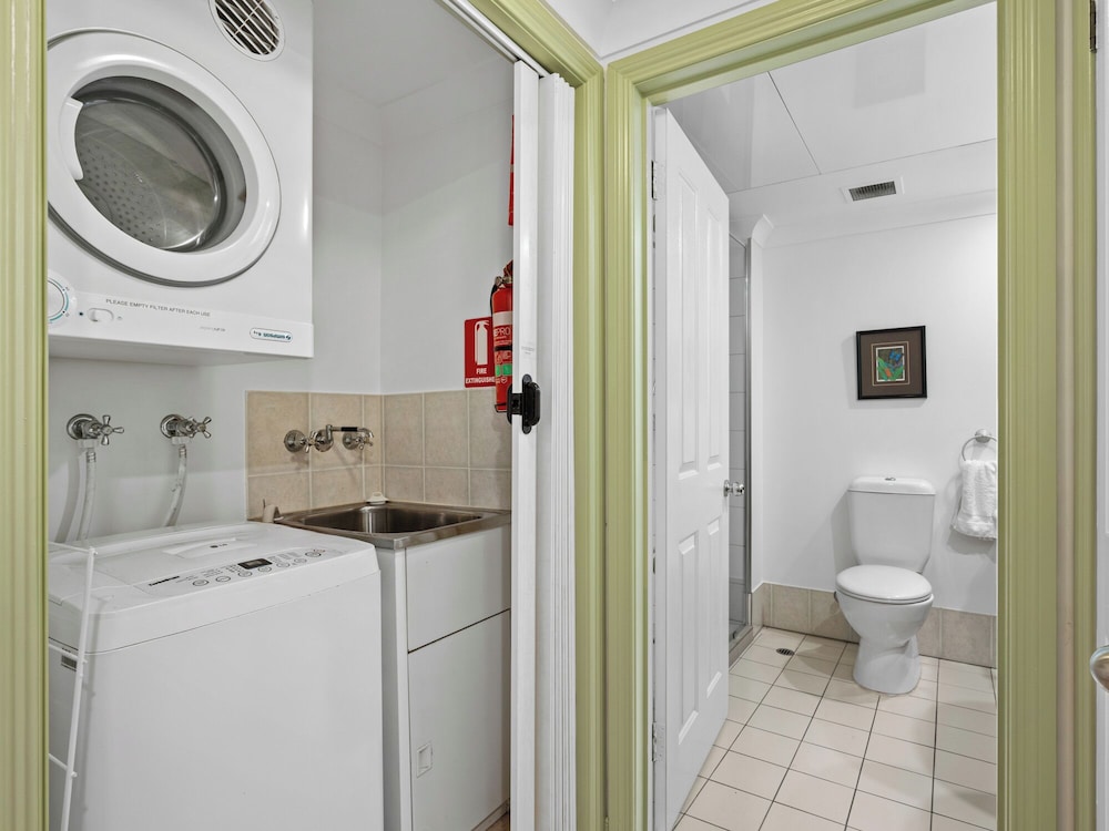 1 BEDROOM, DELUXE, APARTMENT, PARTIAL SEA VIEW, BALCONY