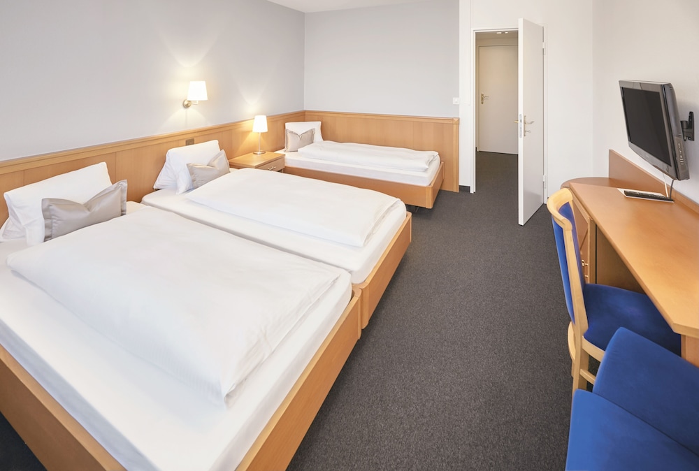Hotel Schiff Am Rhein 14/50