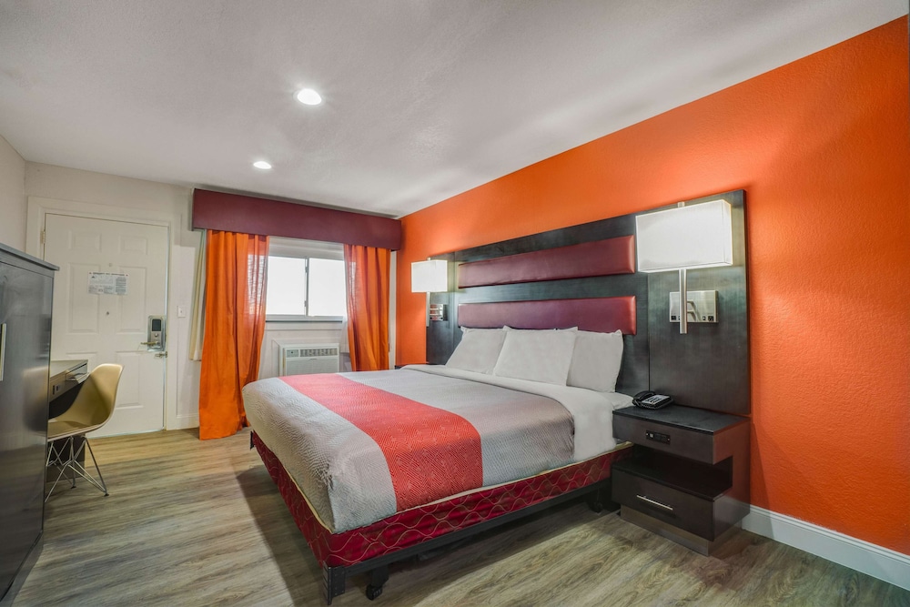 Motel6 Bellville, OH - Mid-Ohio 19/49