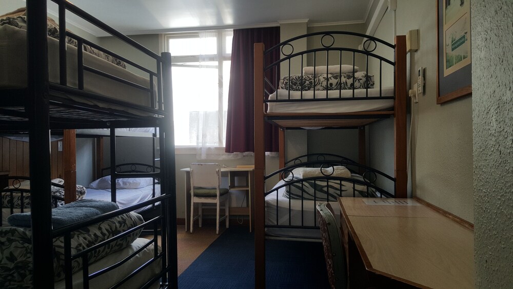 Ariki Backpackers 49/71