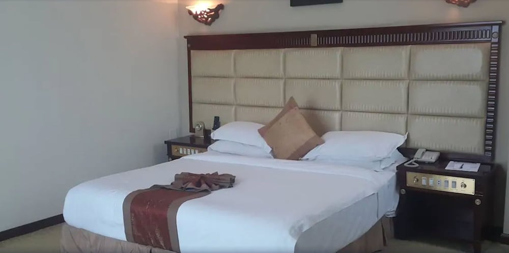 Friendship International Hotel 25/55