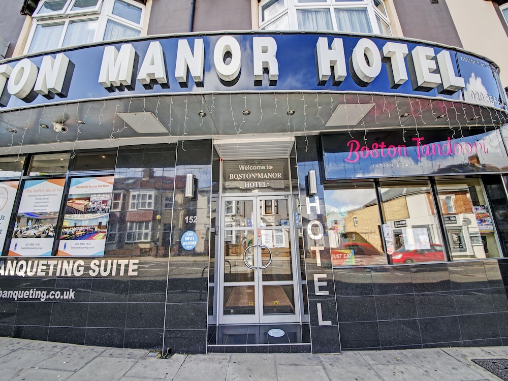 OYO Bostons Manor Hotel, Hanwell London in LONDON