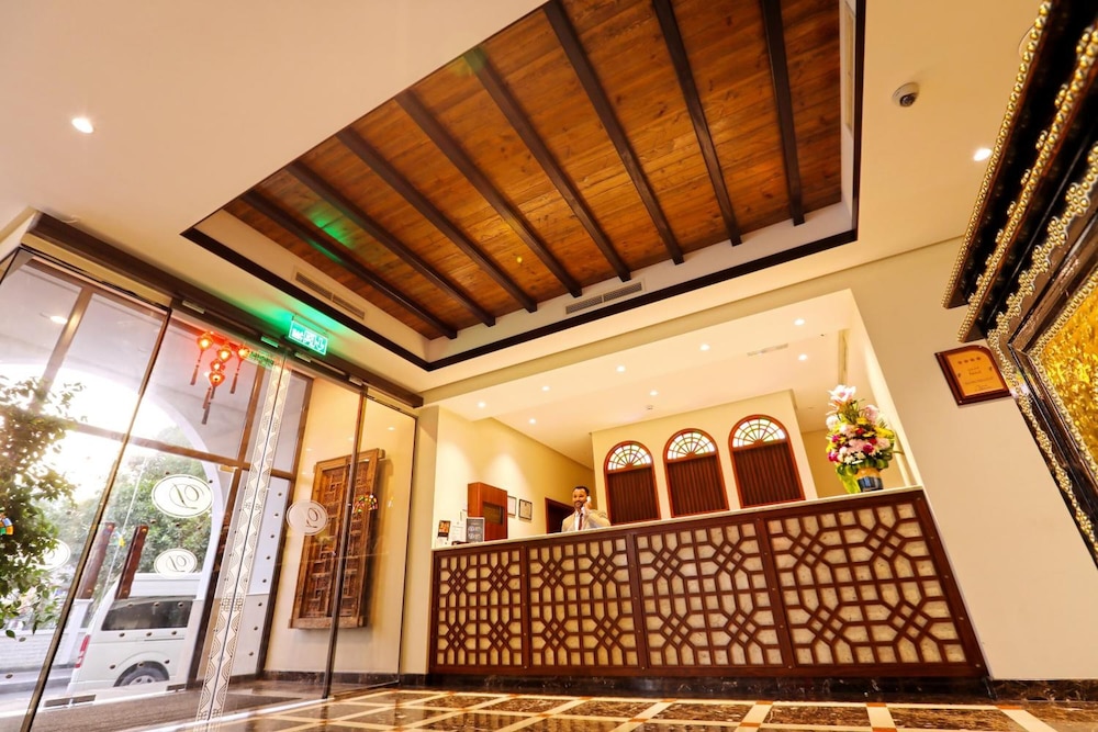 Delmon International Hotel 10/52