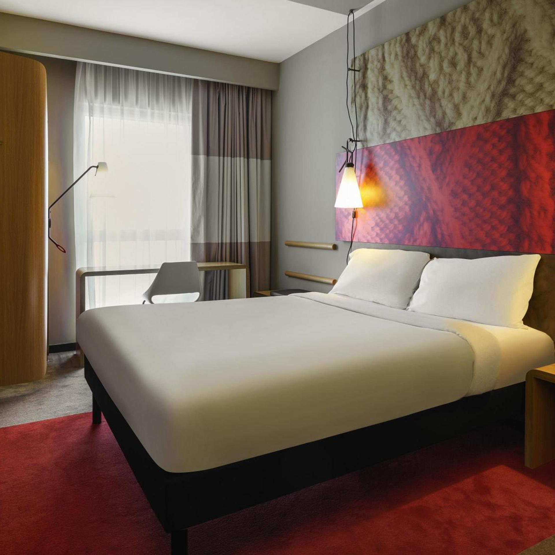 Sweet, Double Bed, Accessible