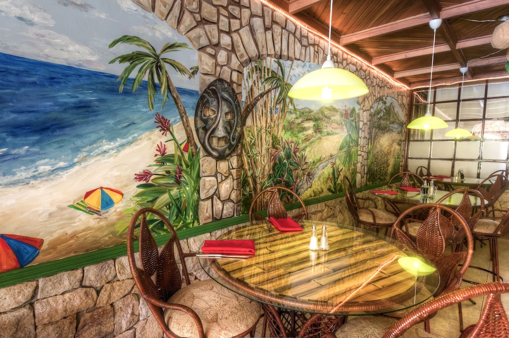 Adventure Inn 66/74