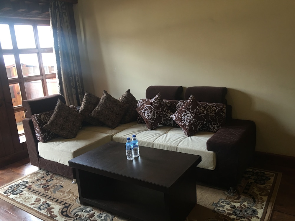 Hotel Drukchen 7/12