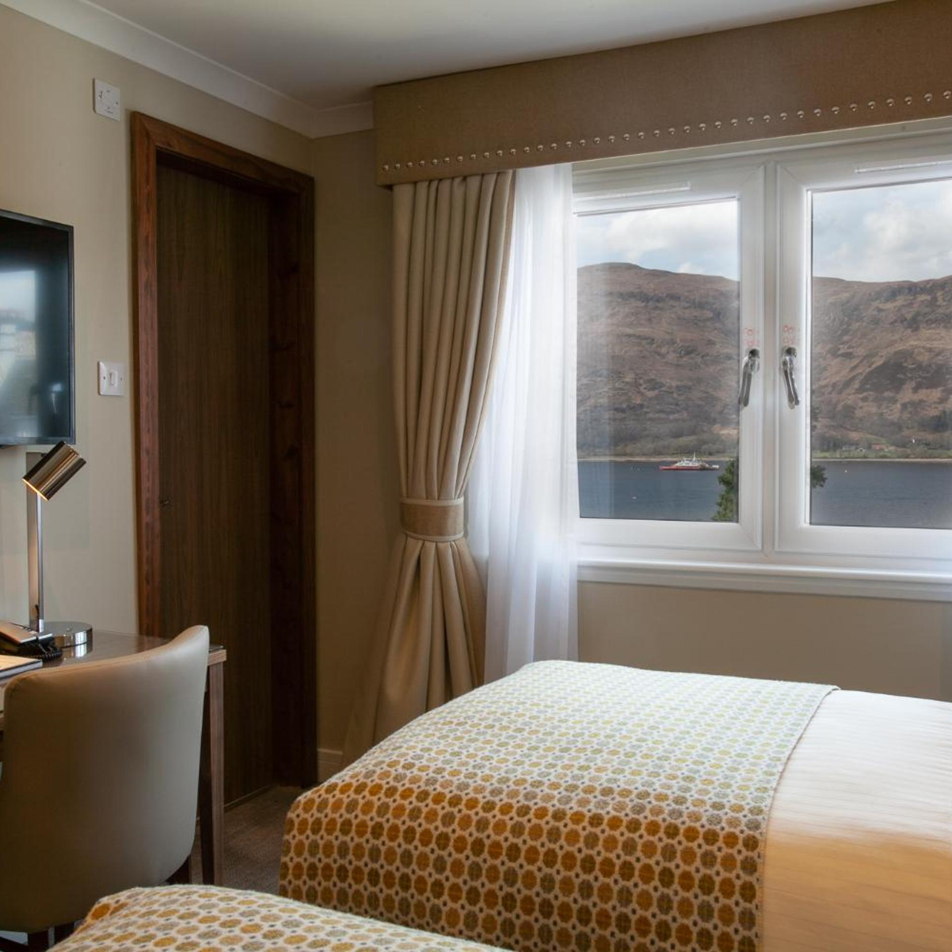 Room, Twin Beds, Loch View، Cruachan Hotel 6/10