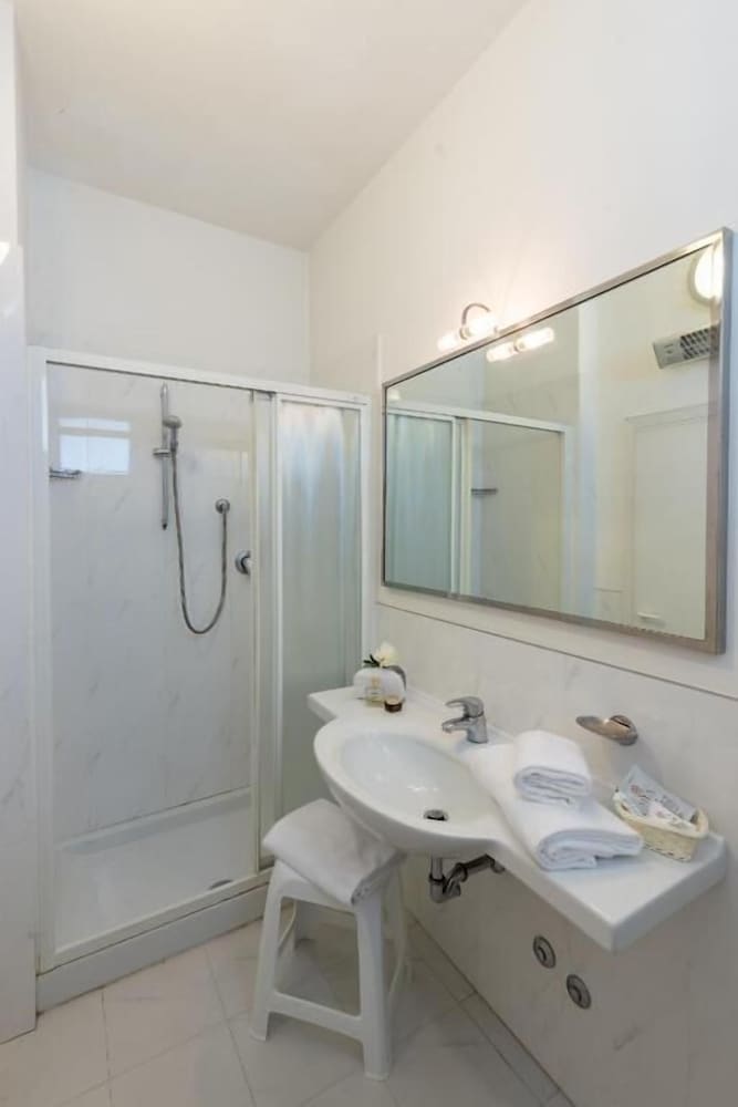 Hotel Adriatica 53/54